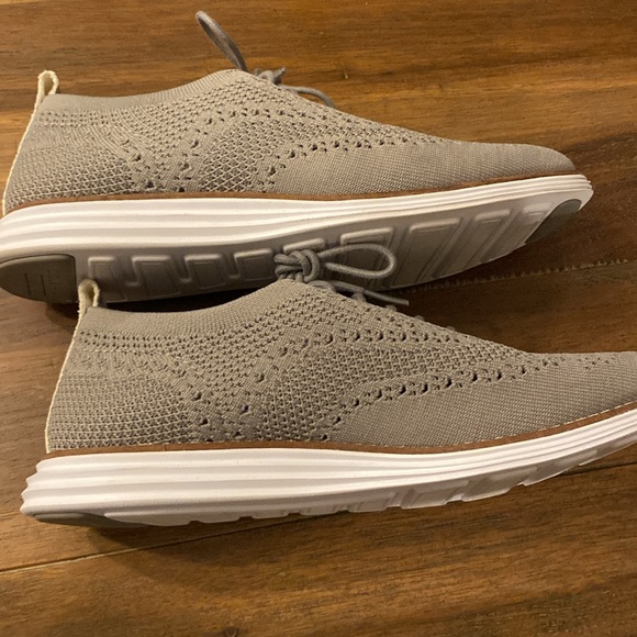 Women’s Wriginal Grand Stitch Wingtip Oxfords - Picture 7 of 9